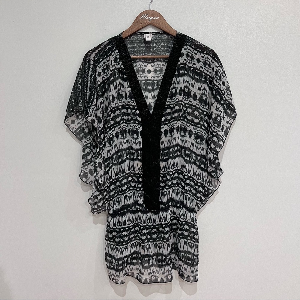 Badgley Mischka Black and White Beaded Oversized V-neck Swim Coverup Top, Small